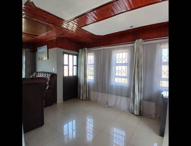 3 BEDROOM HOUSE FOR SALE IN UMLAZI N
